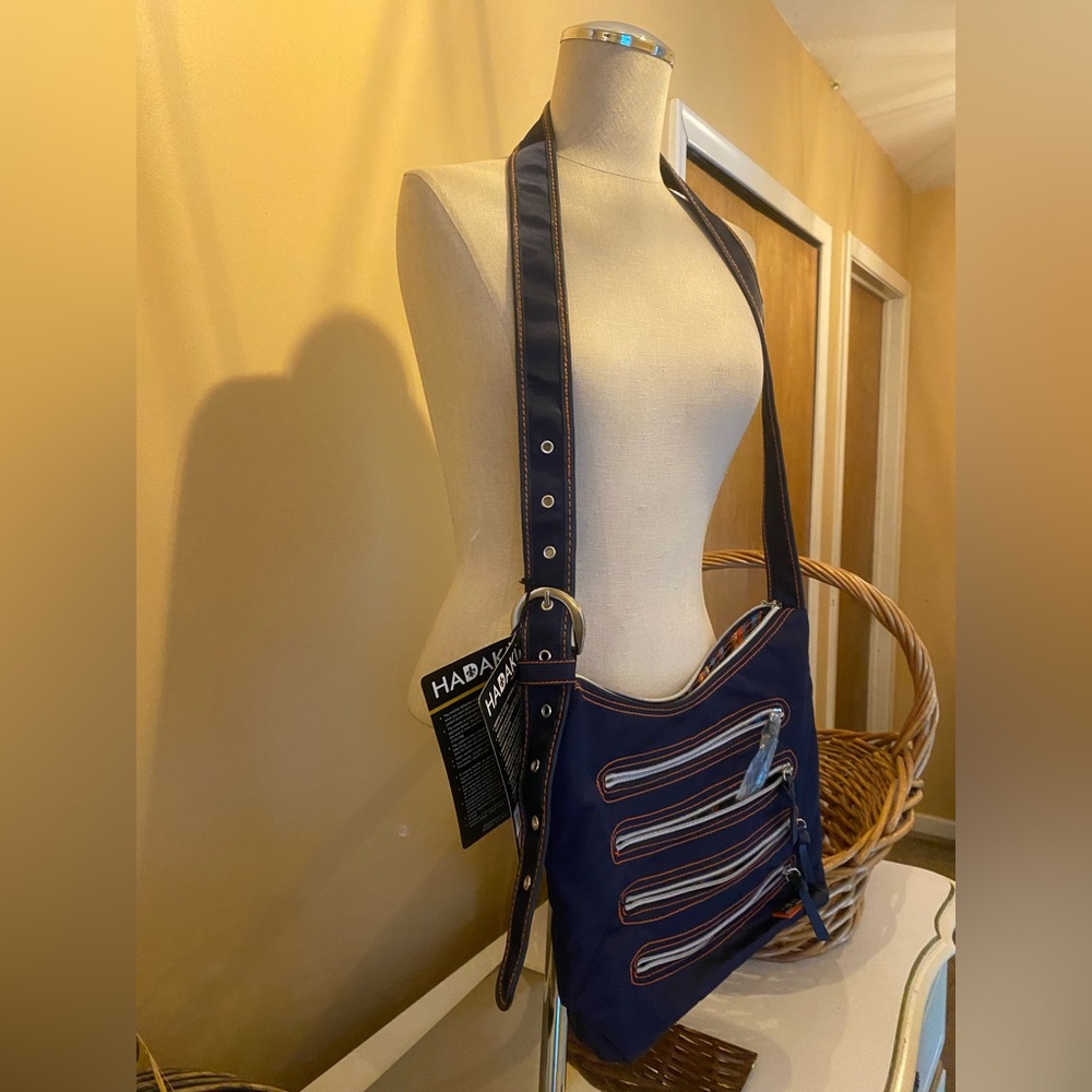 HADAKI purse New Orleans Navy Blue with orange accented striped pockets - Picture 7 of 11